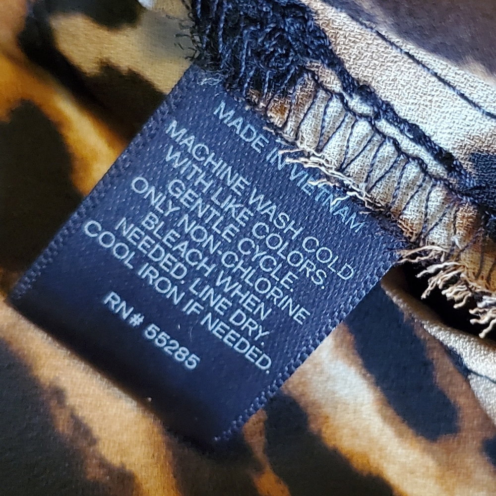 Express Leopard blouse SP - Picture 7 of 9
